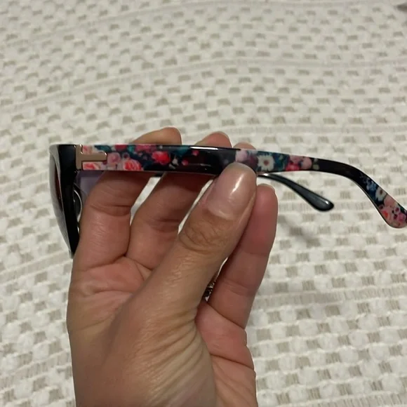 Ted Baker Sunglasses - Picture 4 of 9